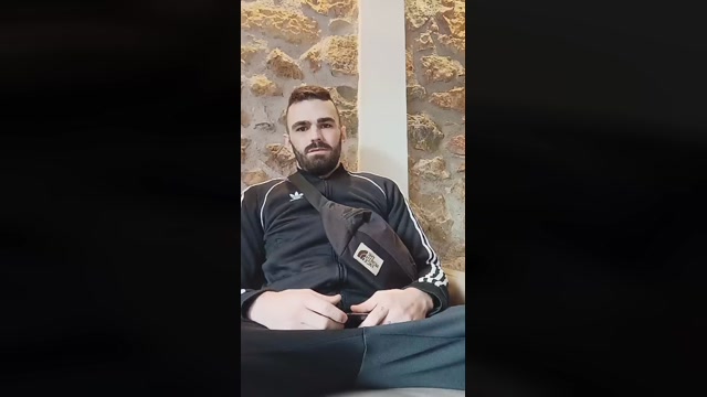 gianakissexy4  25-12-2022